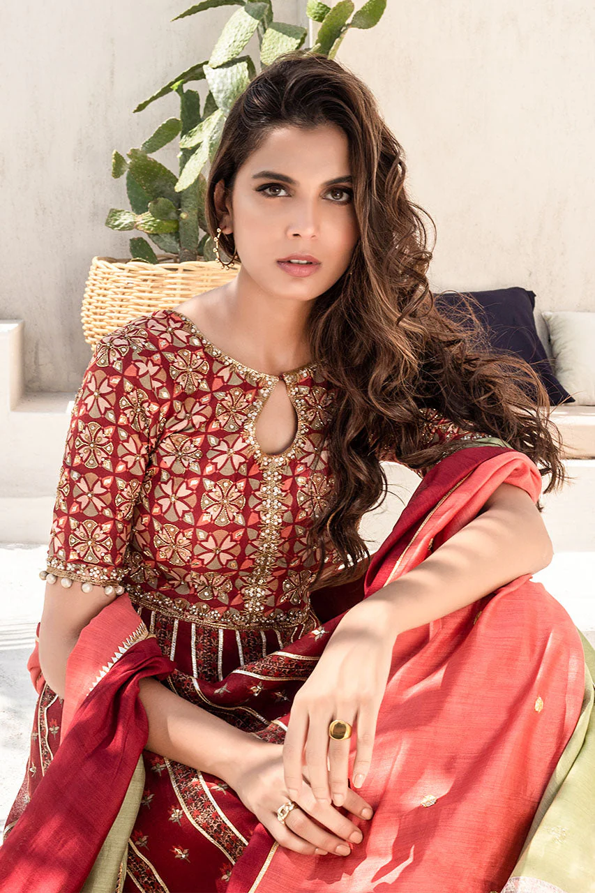 Burgundy Printed Long Peshwaas With Zardoze And Gota Work And Two-Tone Khaddi Silk Dupatta - Image 4