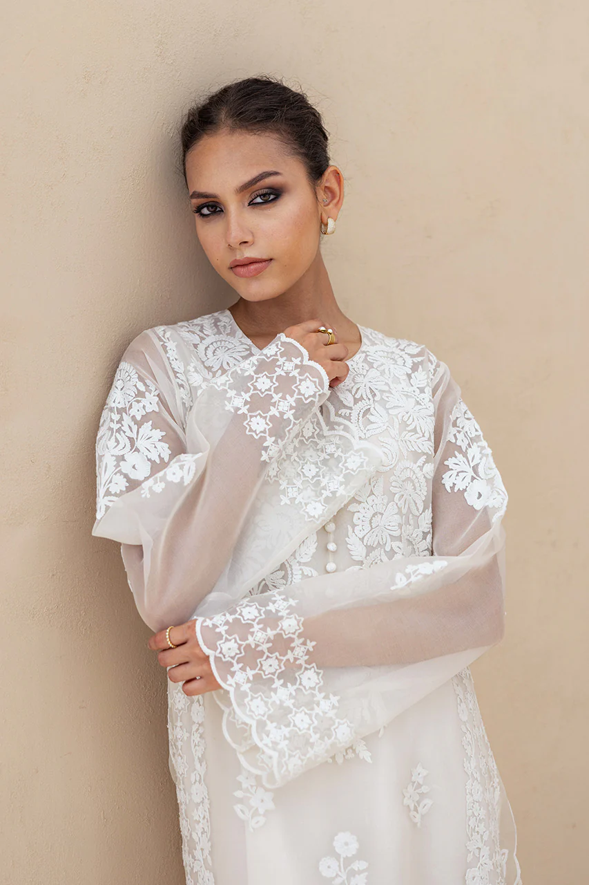 Eila - Image 5