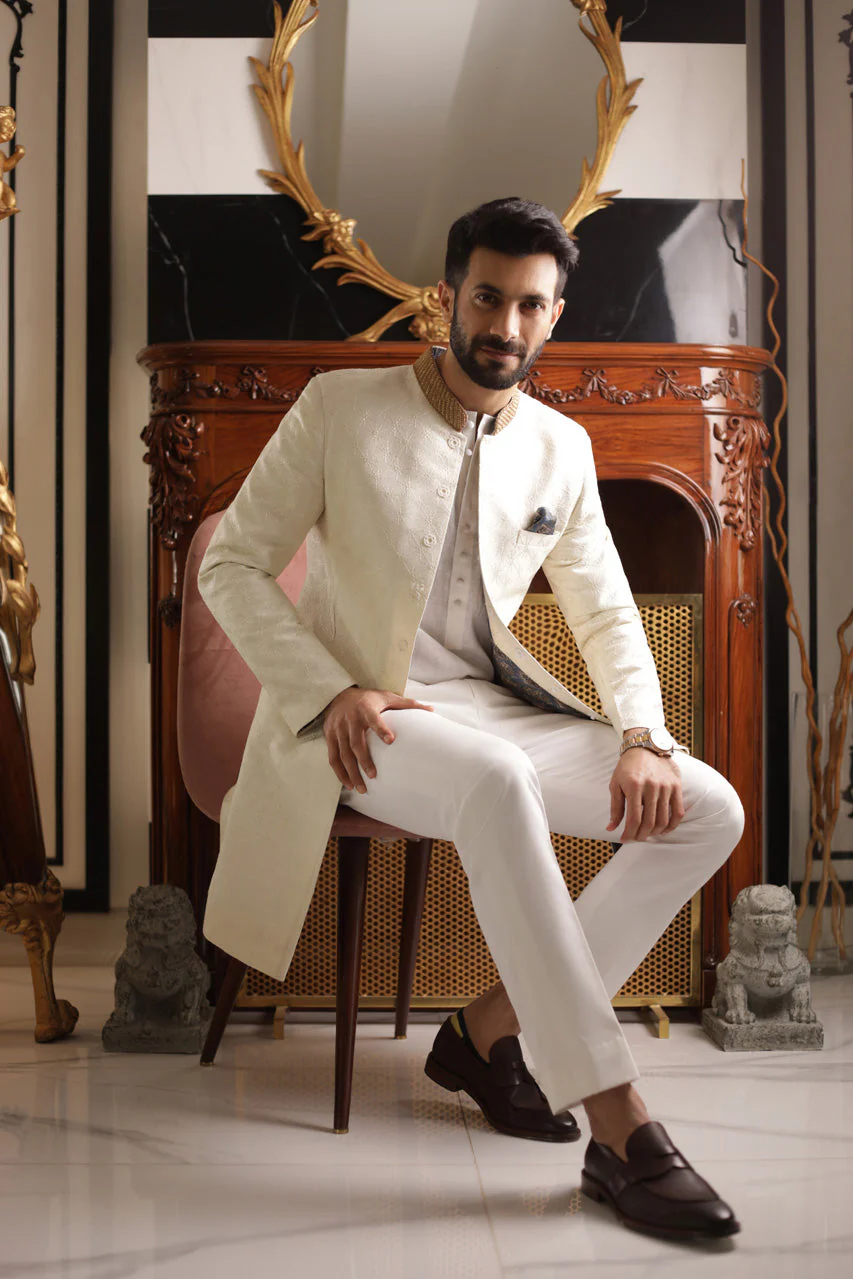 Embroidered Sherwani And Pant - Image 4