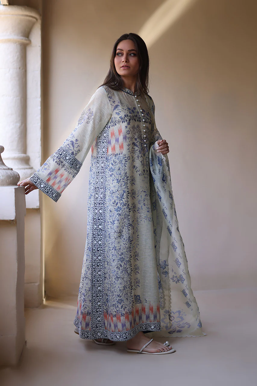 Esha - Image 6
