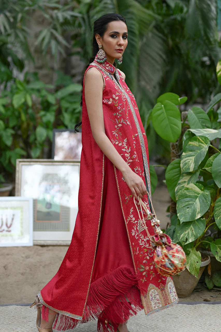 Faye (b) - Image 5