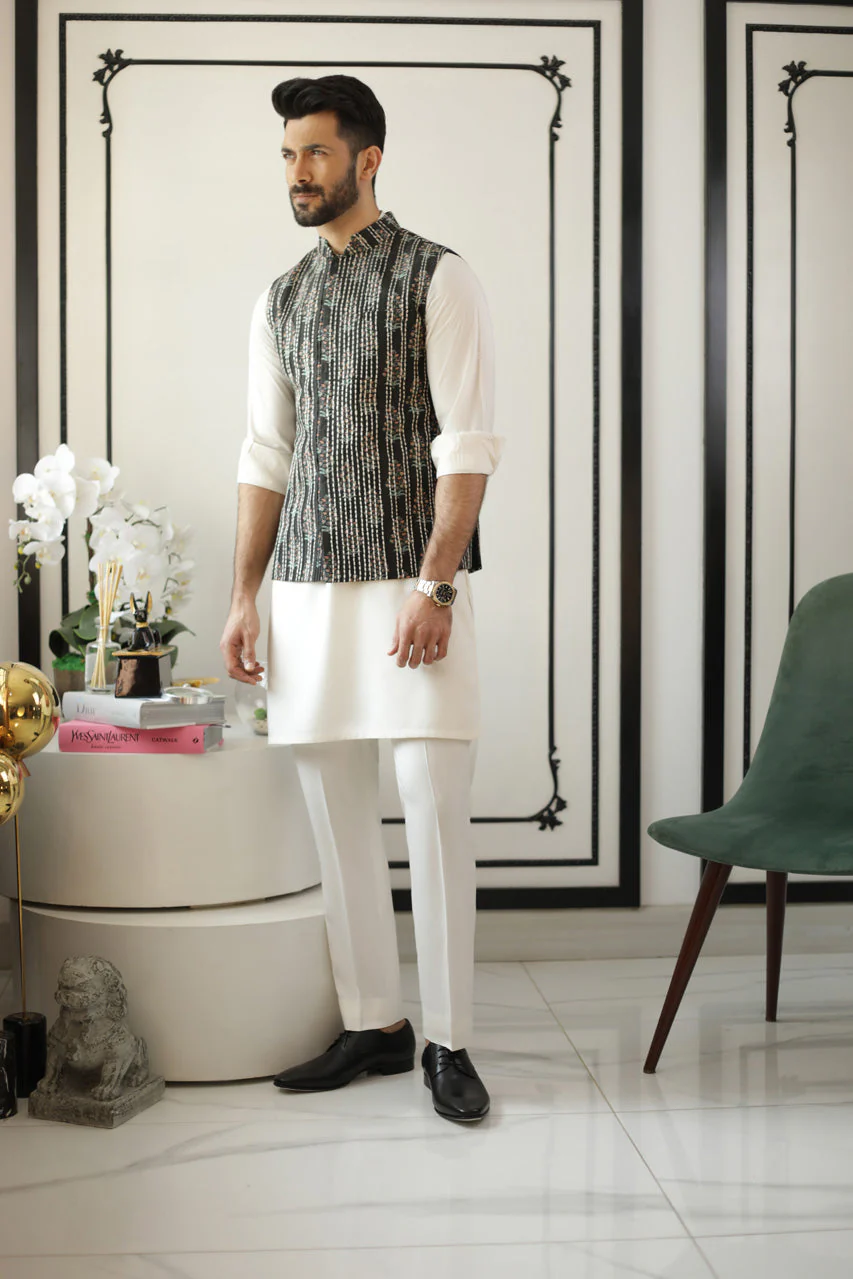 Kantha Embroidered Raw Silk Waist Coat - Image 3