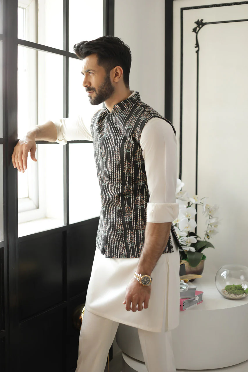 Kantha Embroidered Raw Silk Waist Coat - Image 4