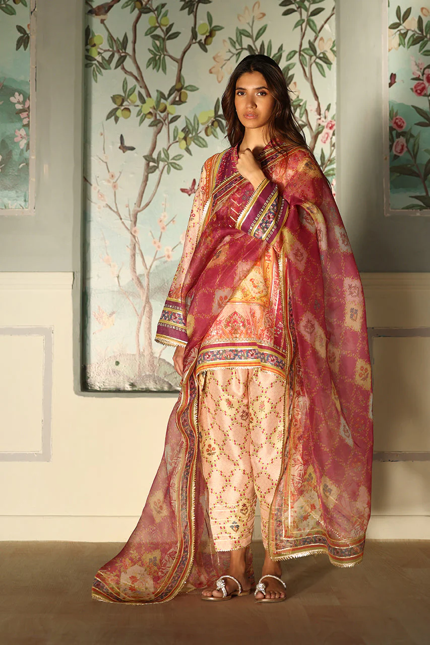 Lyana (A) - Image 7