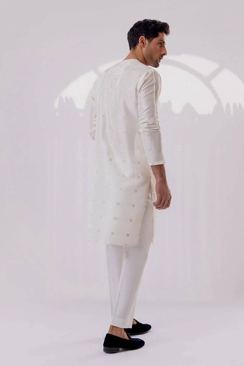 Maaz - Image 6